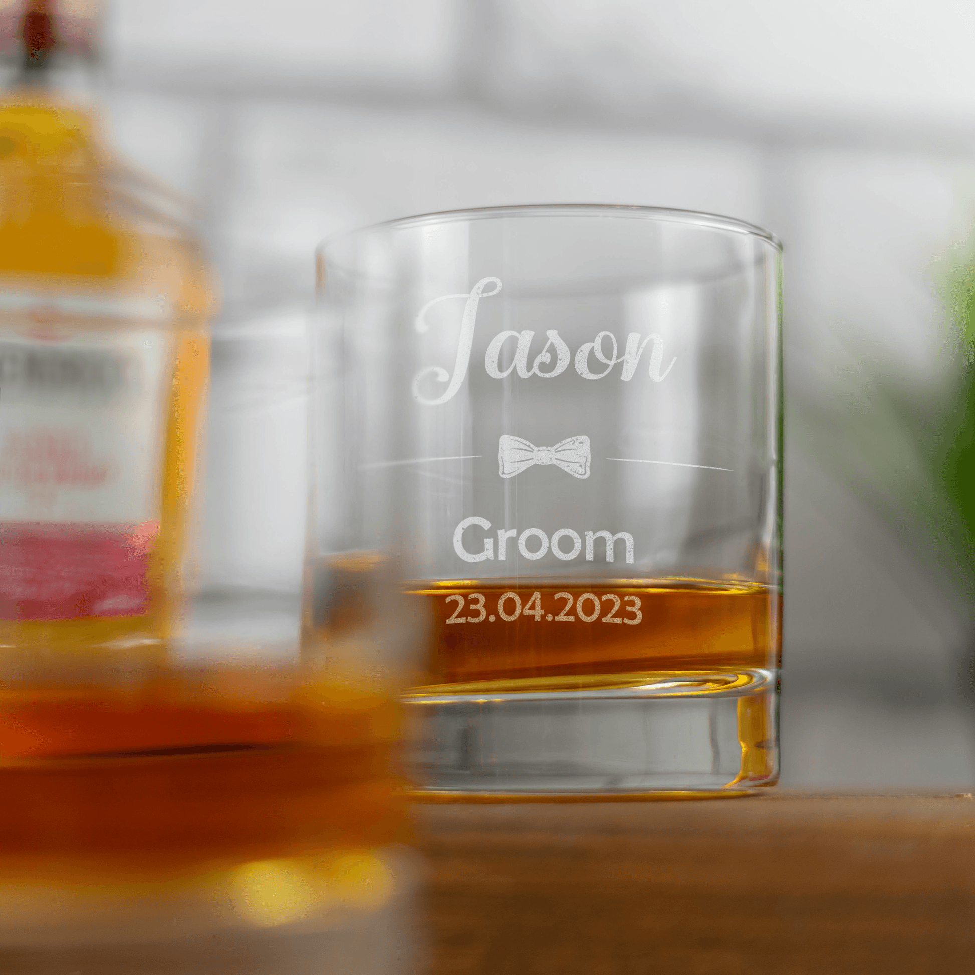 Personalised Engraved Wedding Whiskey Glasses - So Bespoke Gifts